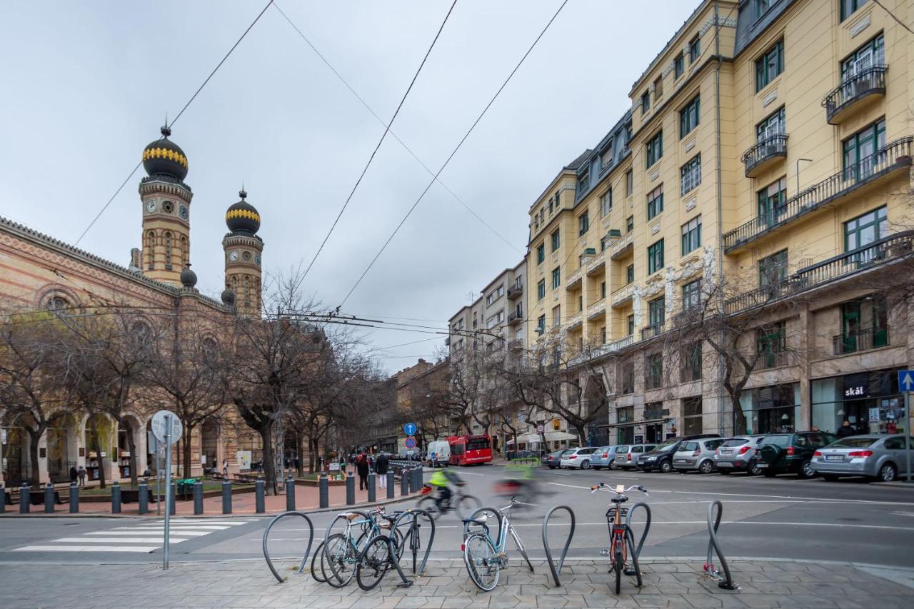 Hyper Central - New - Very Small Studio Budapest Exterior foto